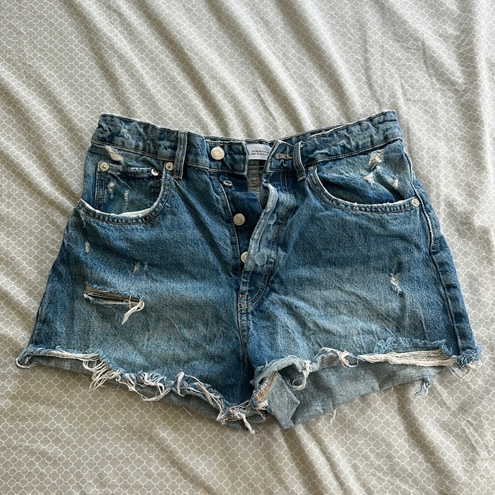 ZARA Button Up Jean Shorts